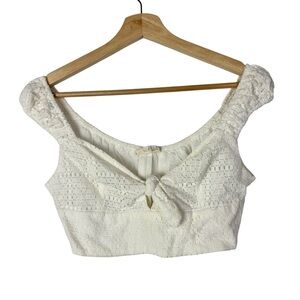 Boutique Illa Illa Cream Off White Eyelet Crop Top S